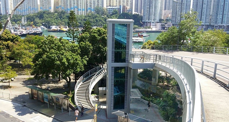 Elevated walkway connecting Tin Wan Praya Road and Tin Wan Hill Road at Southern District 