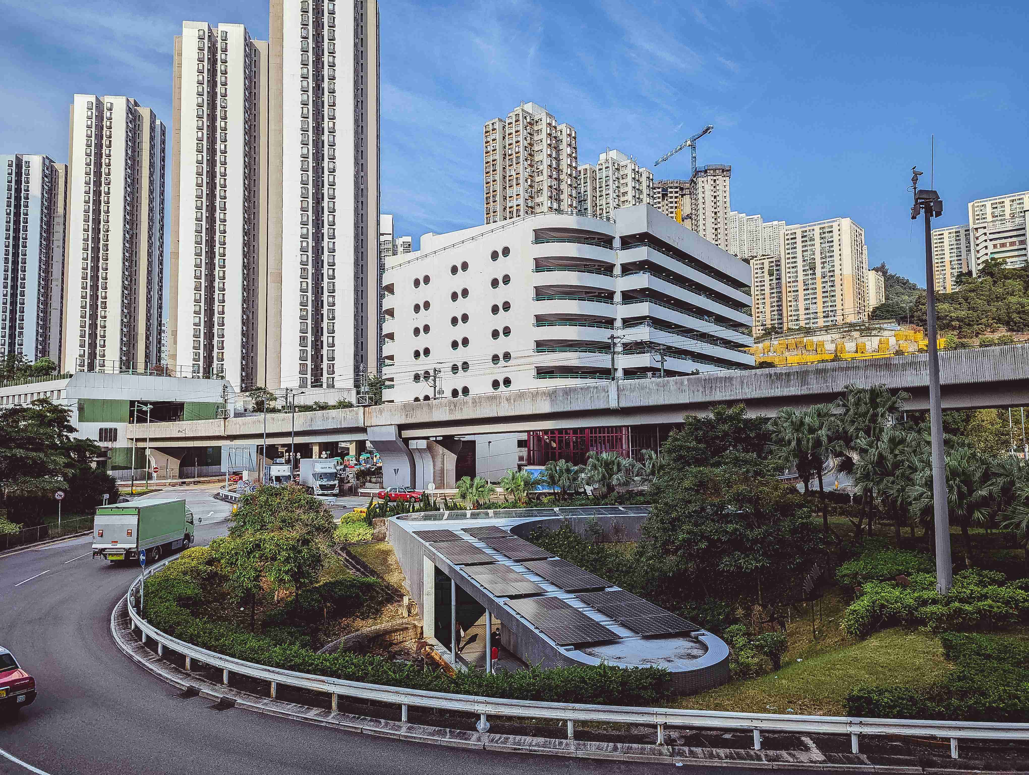 Photo 2: PV System on Subway NS100A at Kwai Fong