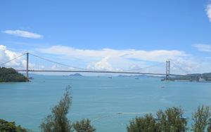 Tsing Ma Bridge Air Draft Restriction